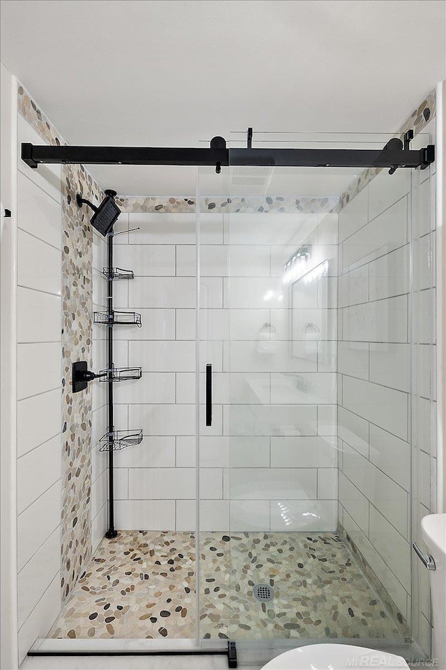 29696 Kevin Rd, New Baltimore, MI 48051 - full bathroom featuring a stall shower and toilet
