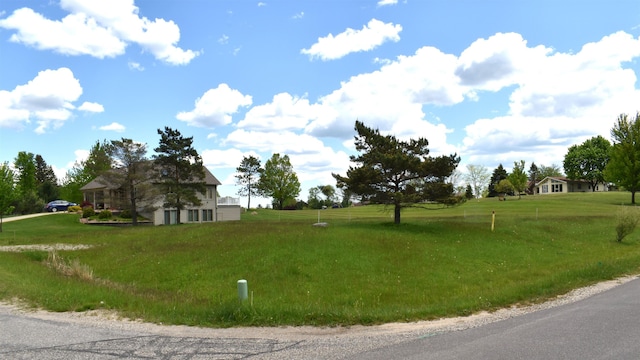 1627 Shaftsbury Ct, Gladwin, MI 48624