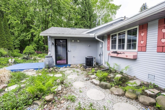 37207 27 Mile Rd, Roads, Lenox, MI 48048 - entrance to property with central AC unit