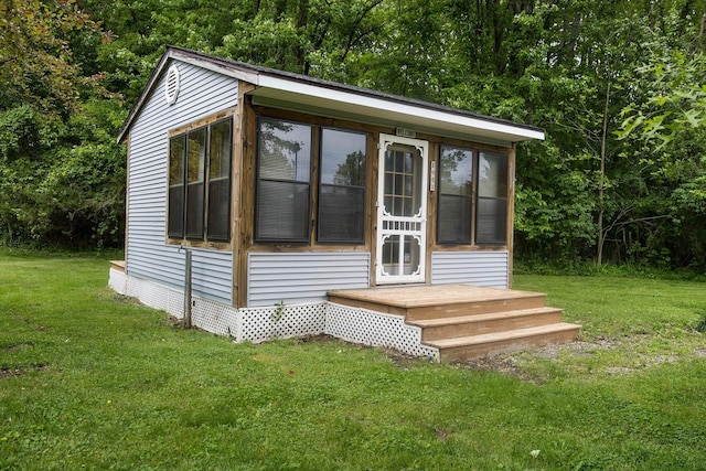 37207 27 Mile Rd, Roads, Lenox, MI 48048 - view of outdoor structure featuring a sunroom