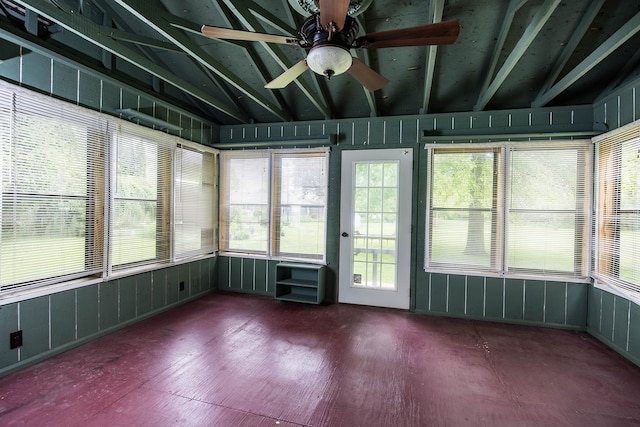 37207 27 Mile Rd, Roads, Lenox, MI 48048 - unfurnished sunroom featuring lofted ceiling and a ceiling fan