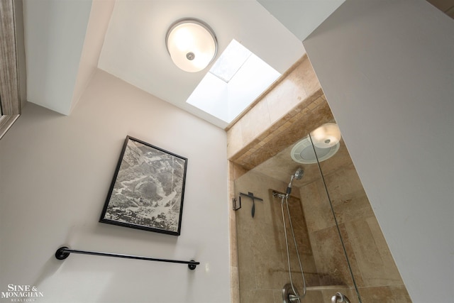766 Lakeland St, Grosse Pointe, MI 48230 - bathroom with a skylight and a tile shower