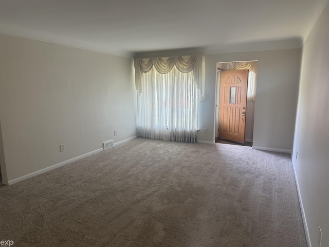 26167 Fairfield Ave, Warren, MI 48089 - carpeted empty room with baseboards