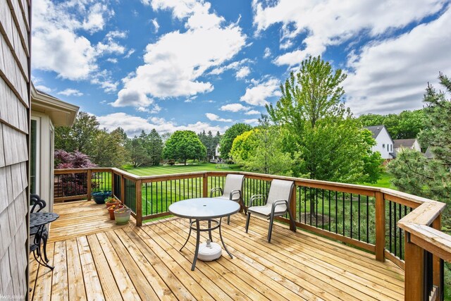 518 Lexington Dr, Rochester Hills, MI 48307 - wooden deck with view of wooded area