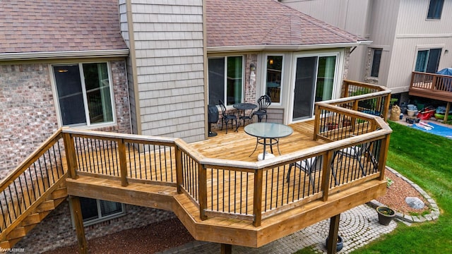 518 Lexington Dr, Rochester Hills, MI 48307 - view of wooden terrace