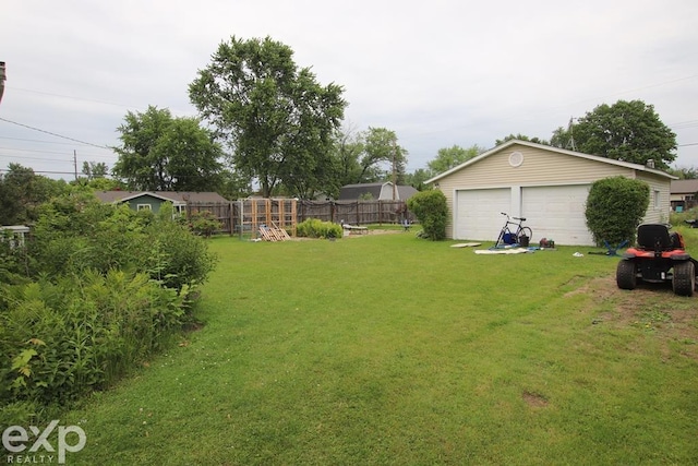 2940 Westland Dr, Port Huron, MI 48060 - view of yard with a garage and an outdoor structure