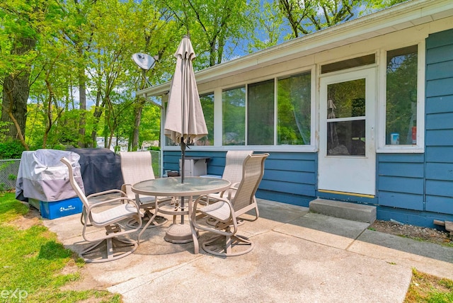3365 Hickory Ln, Port Huron, MI 48060 - view of patio featuring outdoor dining area and entry steps