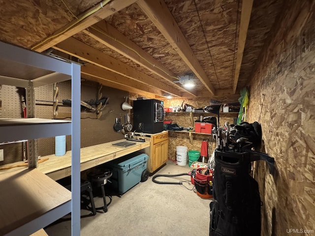 5452 W N Island Lake Rd, Hurley, WI 54534 - view of storage area