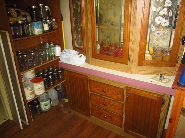 1984 E Marlette Rd, Applegate, MI 48401 - bar area featuring wood finished floors