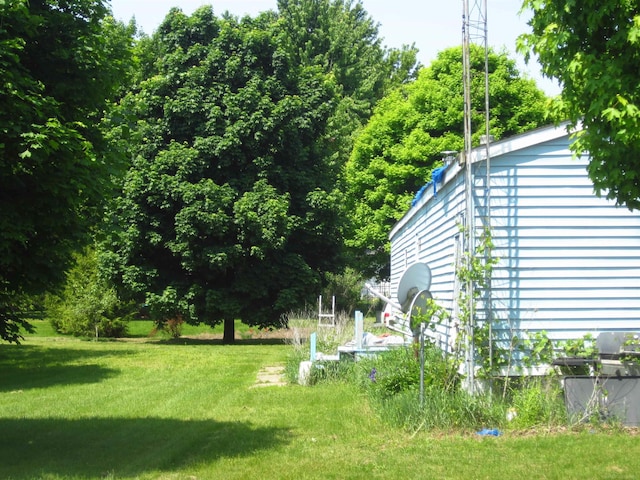 1984 E Marlette Rd, Applegate, MI 48401 - view of green lawn