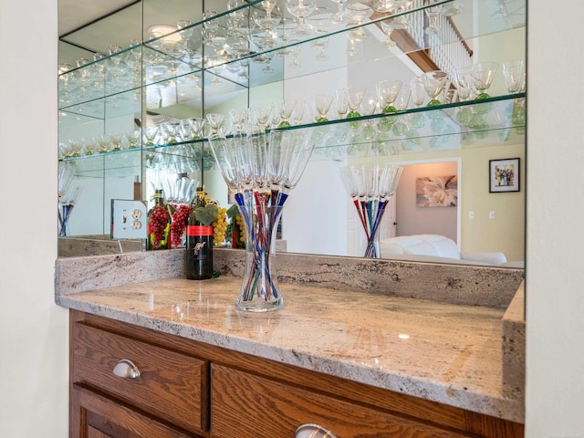 15158 Towering Oaks Dr, Shelby Twp, MI 48315 - view of indoor dry bar