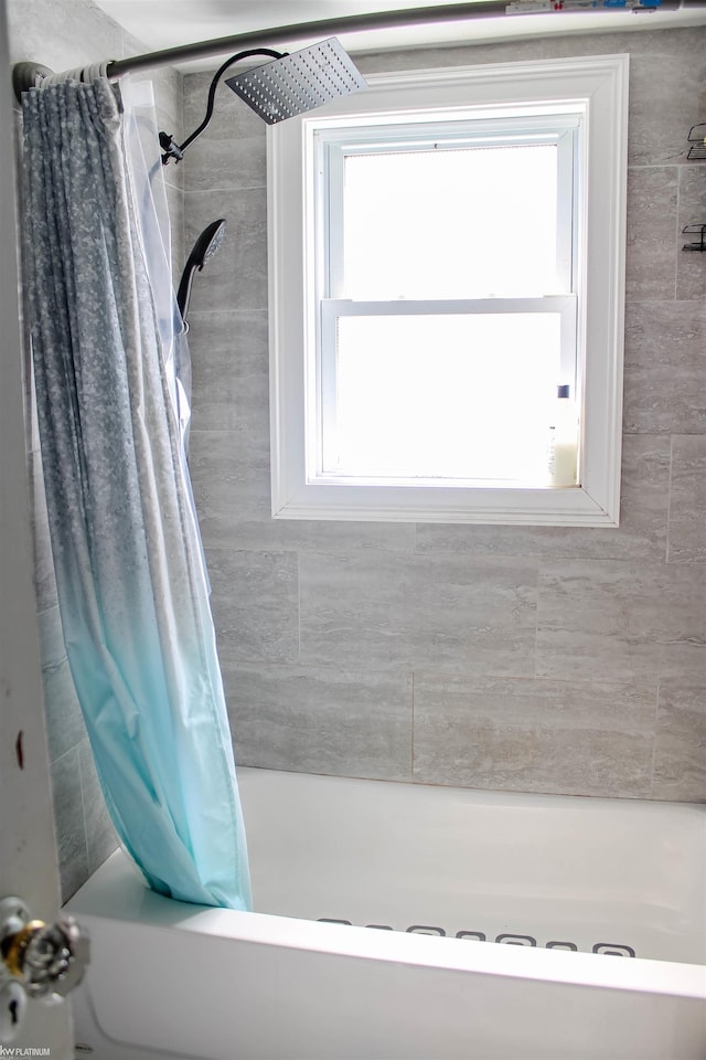 1002 Garfield St, Port Huron, MI 48060 - bathroom featuring shower / tub combo