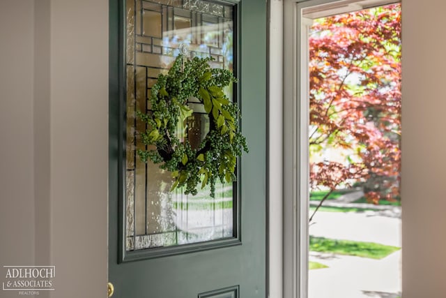 1781 Allard Ave, Grosse Pointe Woods, MI 48236
