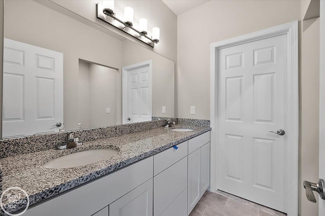 3095 Bridgewater Rd Unit # 30, Auburn Hills, MI 48326 - bathroom with double vanity