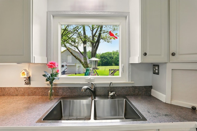 14810 28 Mile Rd, Washington, MI 48094 - kitchen with a sink