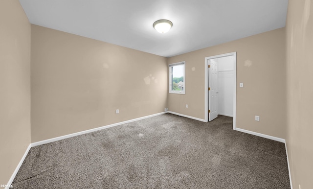 45259 Yorkshire Dr, Macomb, MI 48044 - unfurnished room with dark carpet and baseboards
