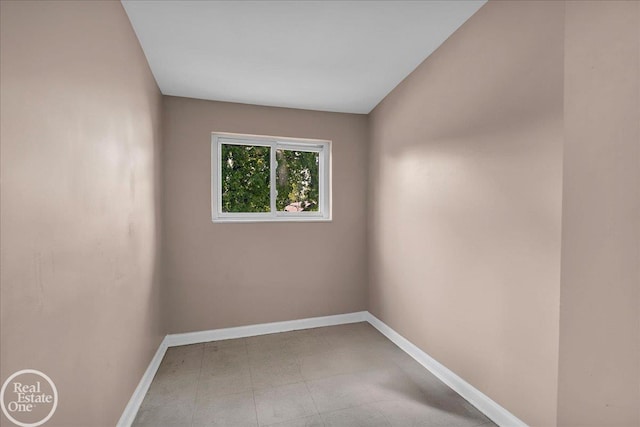 1401 Stanton St, Port Huron, MI 48060 - empty room with baseboards