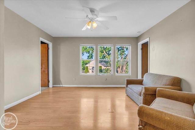 1401 Stanton St, Port Huron, MI 48060 - sitting room featuring light wood finished floors and a ceiling fan