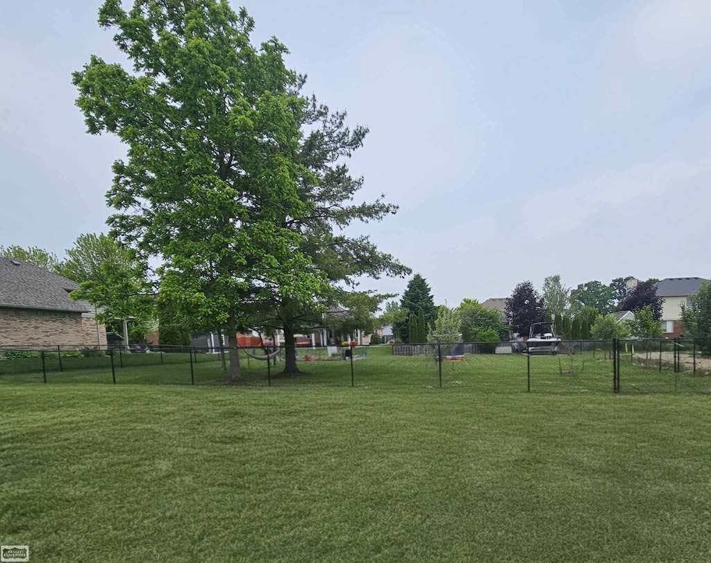 35721 Orchard Ln, Richmond, MI 48062