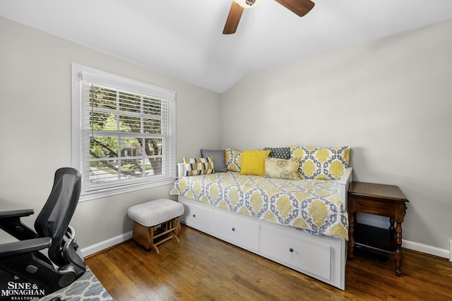 1984 Lancaster St, Grosse Pointe Woods, MI 48236 - bedroom featuring wood finished floors, baseboards, vaulted ceiling, ceiling fan, and a desk