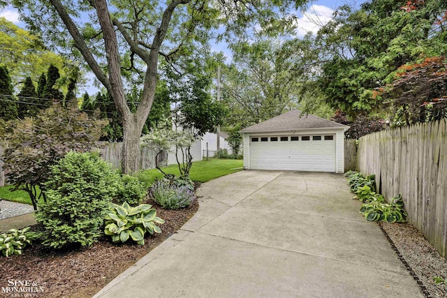 1984 Lancaster St, Grosse Pointe Woods, MI 48236 - view of detached garage