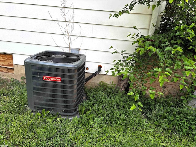 3109 Yale St, Flint, MI 48503 - exterior view of a central air condition unit