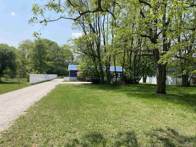 1335 28th St, Manistee, MI 49660 - view of yard