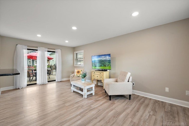 37738 Maplehill St, Harrison Twp, MI 48045 - sitting room featuring light wood finished floors and recessed lighting