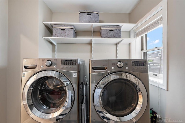 37738 Maplehill St, Harrison Twp, MI 48045 - laundry room with washing machine and dryer