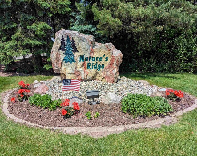 810 Natures Ridge Ln, Bay City, MI 48708 - view of community sign