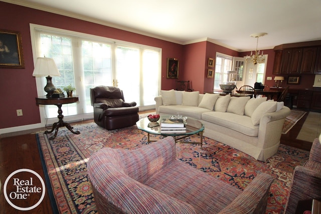 880 Pemberton Rd, Grosse Pointe Park, MI 48230