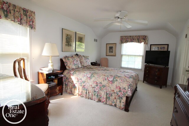 880 Pemberton Rd, Grosse Pointe Park, MI 48230