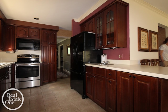 880 Pemberton Rd, Grosse Pointe Park, MI 48230
