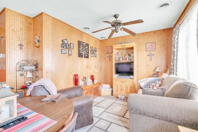 8941 Lakeshore Rd, Lexington, MI 48450 - living room featuring ceiling fan