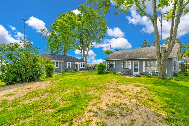8941 Lakeshore Rd, Lexington, MI 48450 - view of grassy yard