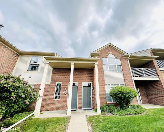 1922 Flagstone Cir, Rochester, MI 48307 - view of building exterior