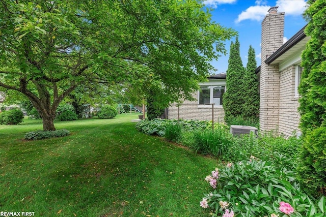 2096 Highbury Dr, Troy, MI 48085