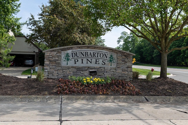 22410 Eaton St, Novi, MI 48375 - view of community sign