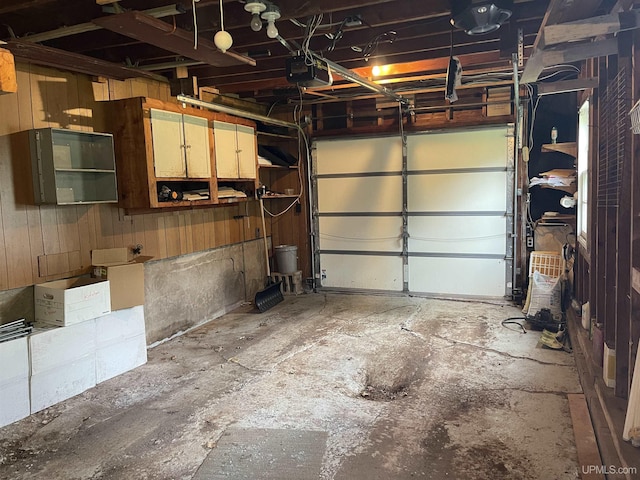 301 N 7th Ave, Hurley, WI 54534 - garage featuring a garage door opener