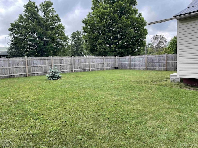 301 N 7th Ave, Hurley, WI 54534 - view of fenced backyard