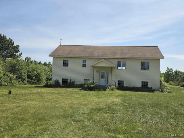 49962 Rosenlund Rd, Hancock, MI 49930 - view of front of home featuring a front lawn
