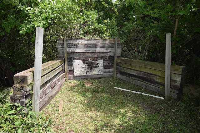 71800 Coon Creek Rd, Armada, MI 48005 - view of gate