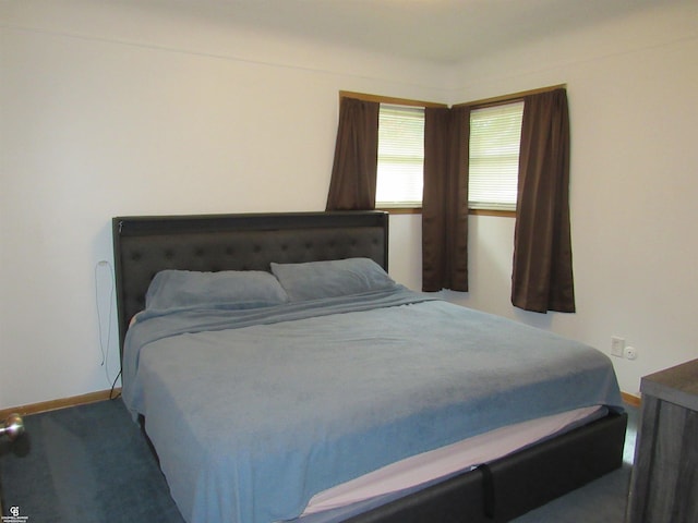 32900 Knapp Ave, Warren, MI 48093 - bedroom featuring baseboards and carpet floors
