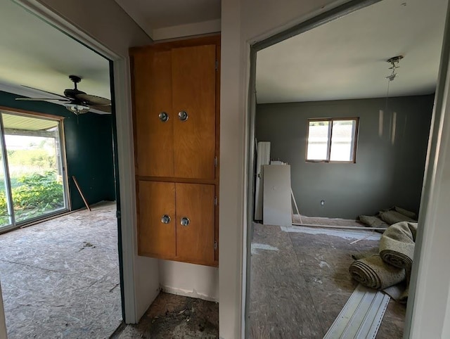 304 Beech St, Kawkawlin, MI 48706 - bathroom featuring a ceiling fan