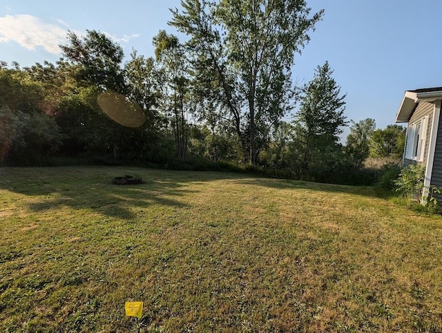 304 Beech St, Kawkawlin, MI 48706 - view of grassy yard