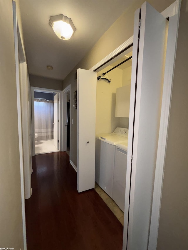 51767 Huntley Ave, New Baltimore, MI 48047 - laundry room with washer and clothes dryer and dark wood finished floors