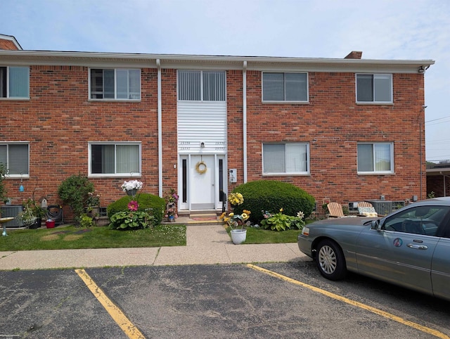 29356 Hoover Rd, Warren, MI 48093 - multi unit property featuring uncovered parking and brick siding