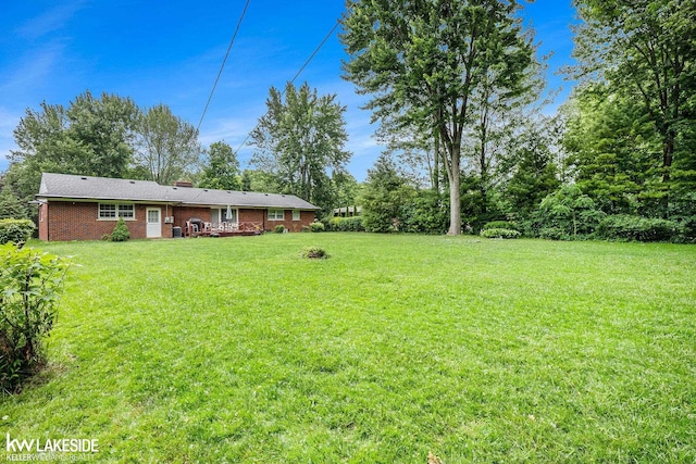 3480 Devonshire St, Sterling Heights, MI 48310 - view of green lawn