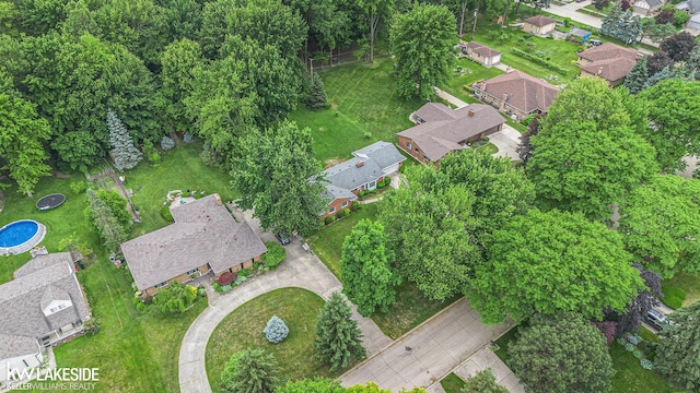 3480 Devonshire St, Sterling Heights, MI 48310 - aerial view of property and surrounding area with nearby suburban area