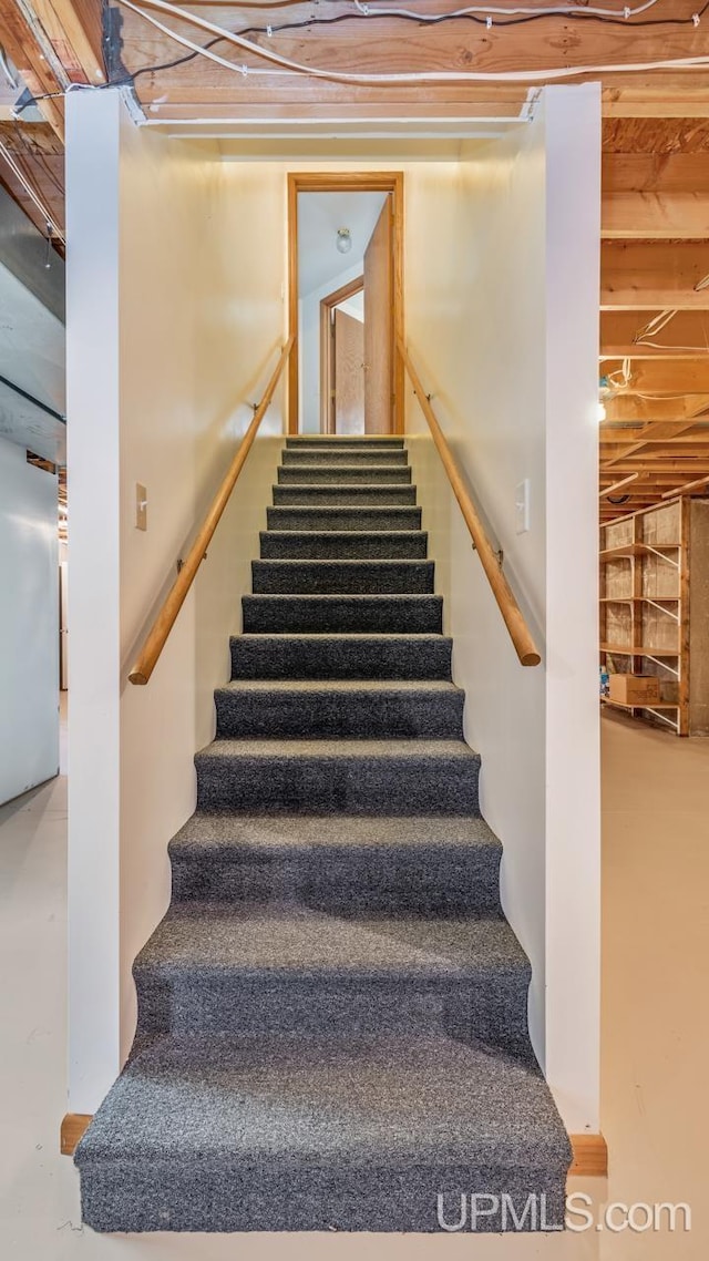 160 N Pyle Dr, Kingsford, MI 49802 - view of staircase